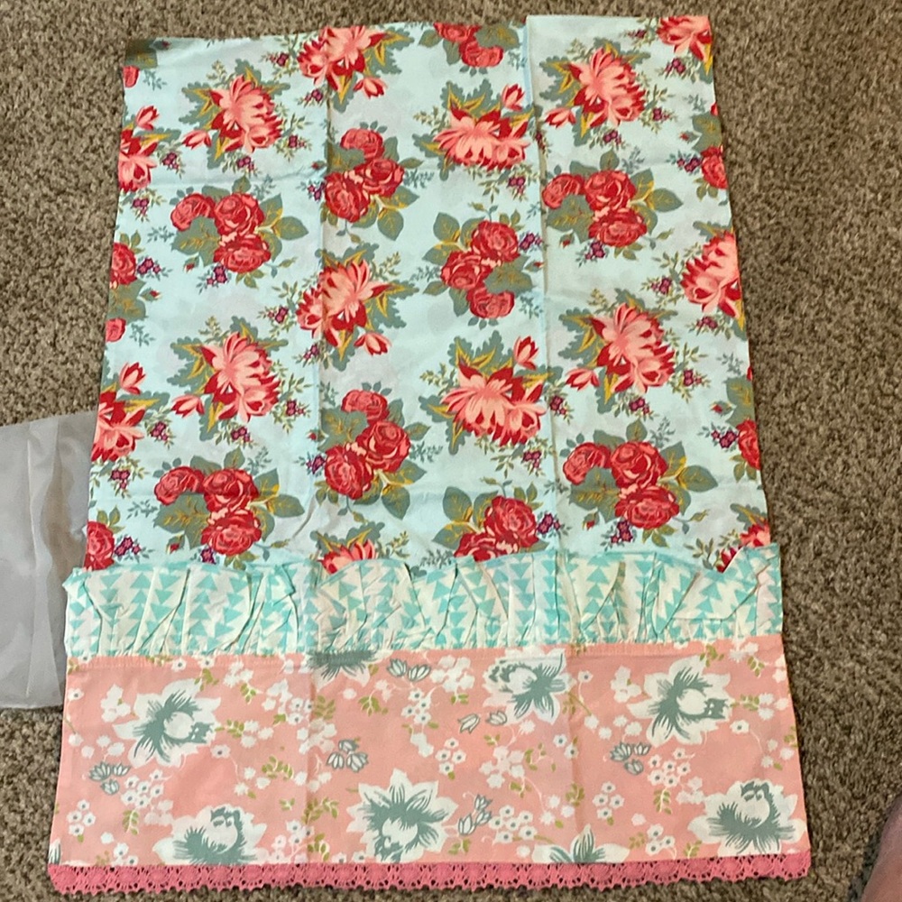NWT.  Matilda Jane pillowcase